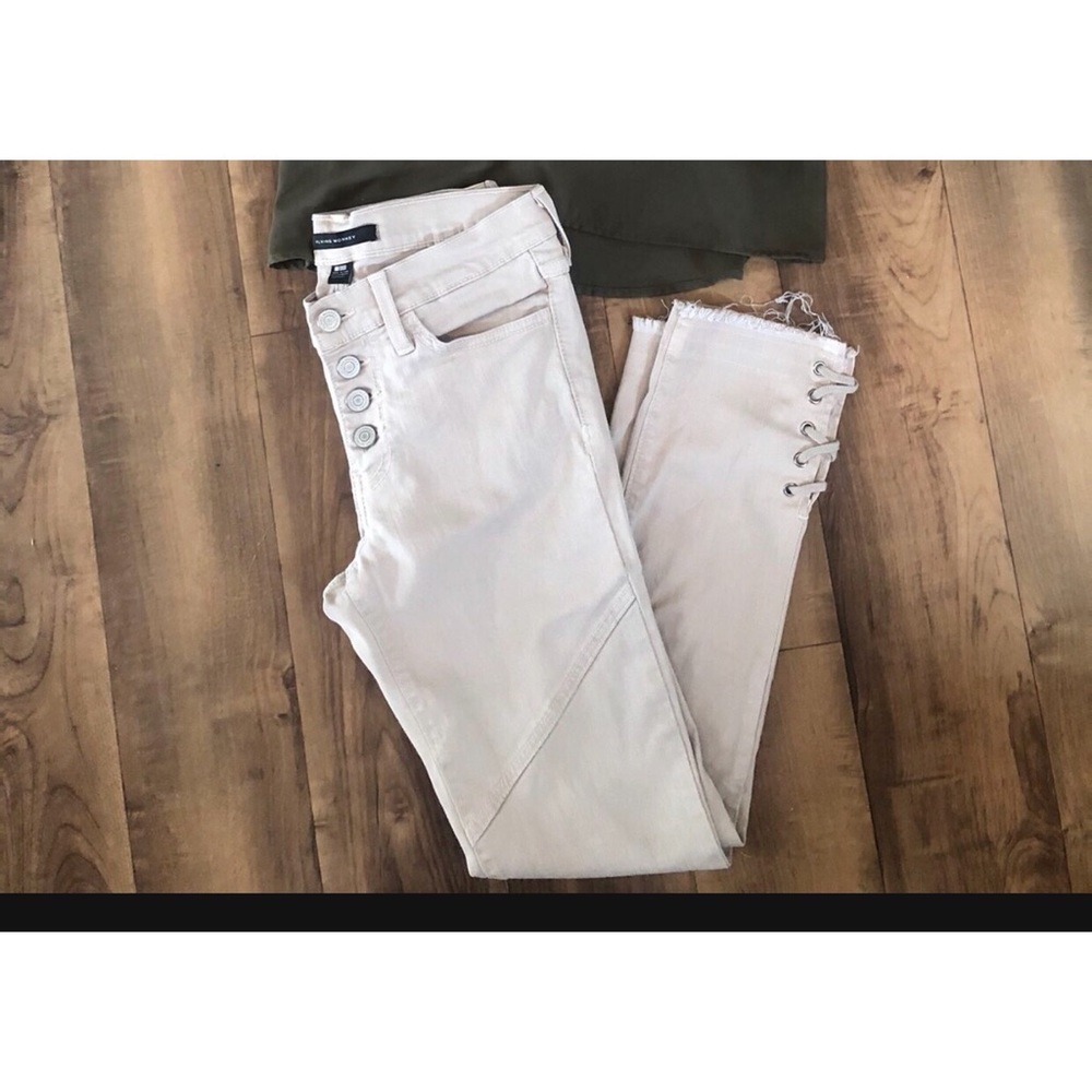 Flying monkey capris